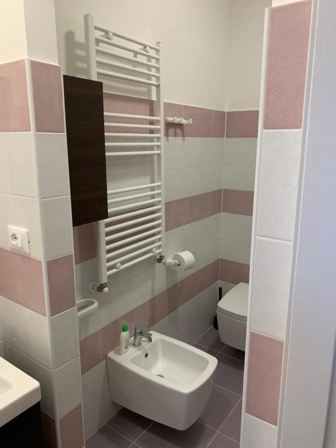 Casa Friends Lingotto Ospedali Metro Spezia Hotel ตูริน ภายนอก รูปภาพ